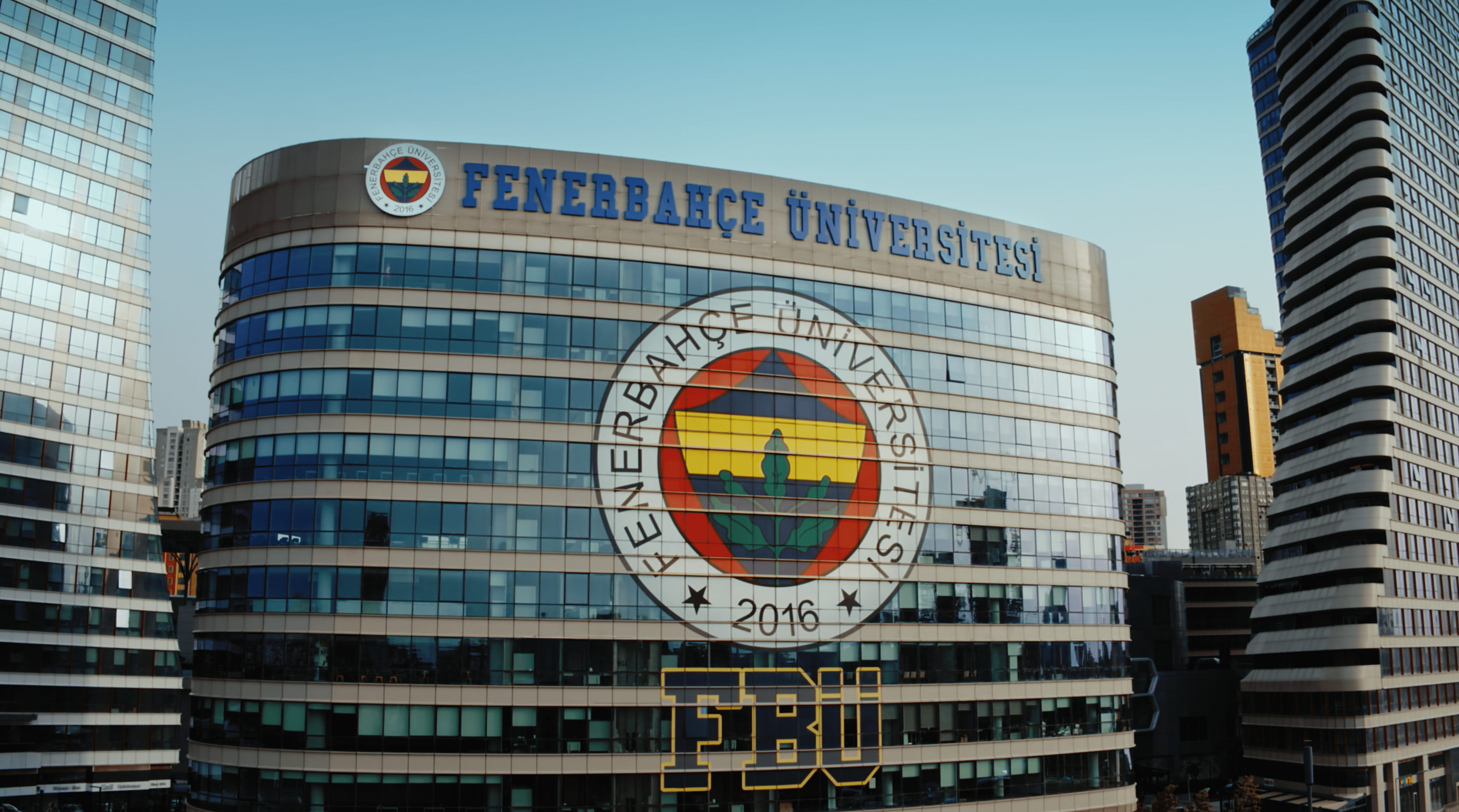 Fenerbahçe Üniversitesi